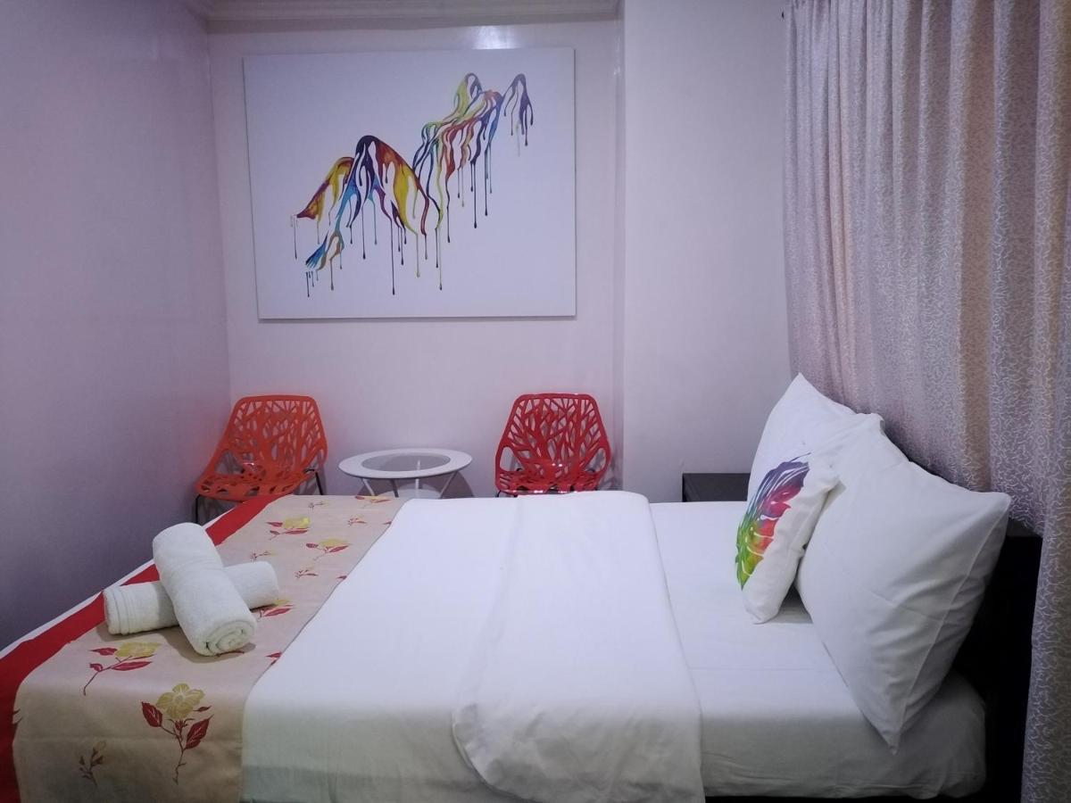 Halfway House Hostel Mactan Cebu Airport Lapu-Lapu City Exterior foto
