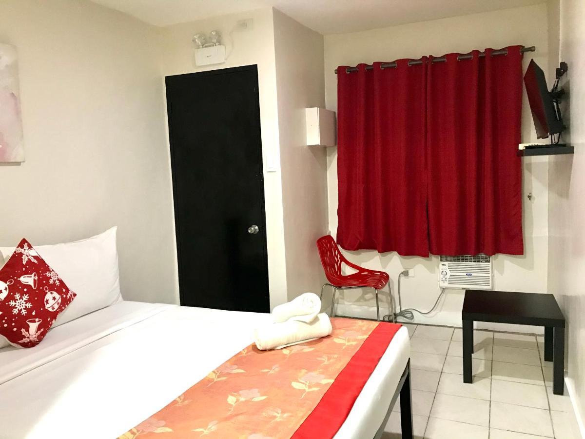 Halfway House Hostel Mactan Cebu Airport Lapu-Lapu City Exterior foto