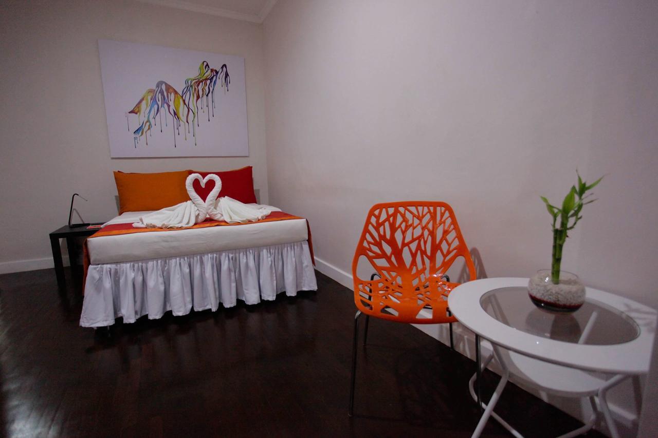 Halfway House Hostel Mactan Cebu Airport Lapu-Lapu City Exterior foto