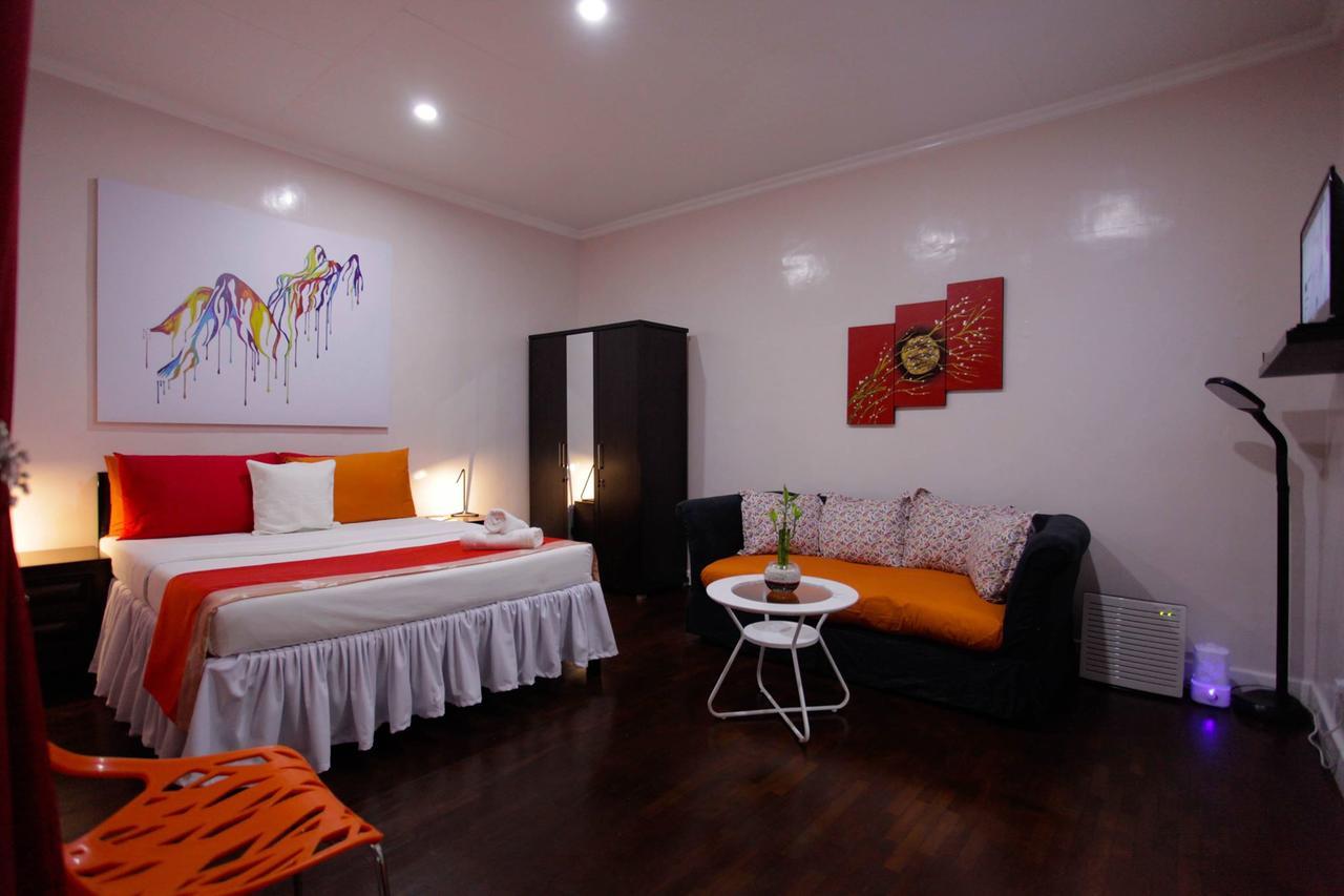 Halfway House Hostel Mactan Cebu Airport Lapu-Lapu City Exterior foto